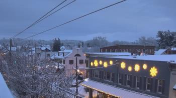 Weather camera view of Elizabethtown Public Library.