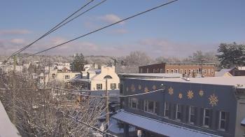 Weather camera view of Elizabethtown Public Library.