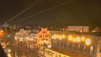 Weather camera view of Elizabethtown Public Library.