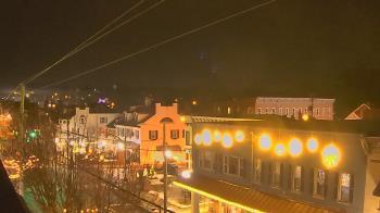 Weather camera view of Elizabethtown Public Library.