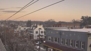 Weather camera view of Elizabethtown Public Library.