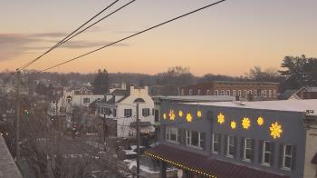 Weather camera view of Elizabethtown Public Library.