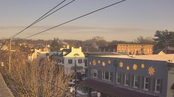 Weather camera view of Elizabethtown Public Library.