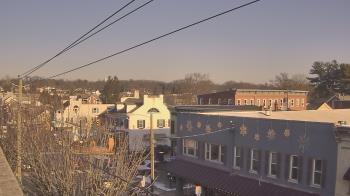 Weather camera view of Elizabethtown Public Library.
