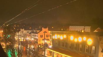 Weather camera view of Elizabethtown Public Library.