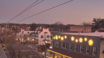 Weather camera view of Elizabethtown Public Library.