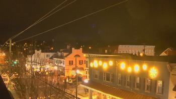 Weather camera view of Elizabethtown Public Library.