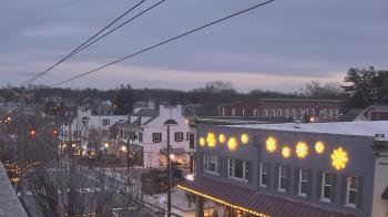 Weather camera view of Elizabethtown Public Library.