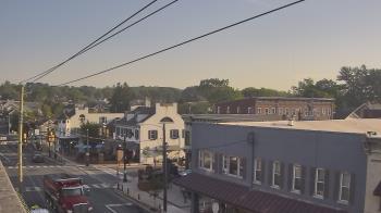 Weather camera view of Elizabethtown Public Library.