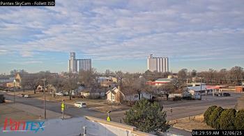 Weather camera view of Follett ISD.
