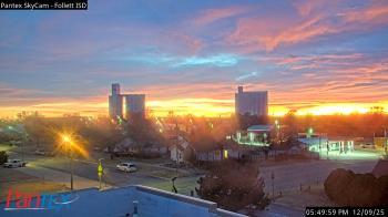 Weather camera view of Follett ISD.