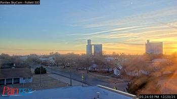 Weather camera view of Follett ISD.