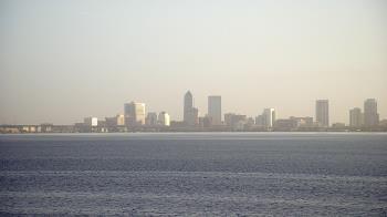 Weather camera view of Florida Yacht Club.