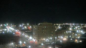 Weather camera view of First National Bank-Hutchinson.
