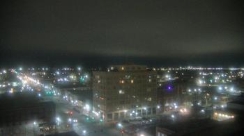 Weather camera view of First National Bank-Hutchinson.