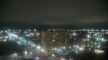Weather camera view of First National Bank-Hutchinson.