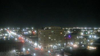 Weather camera view of First National Bank-Hutchinson.
