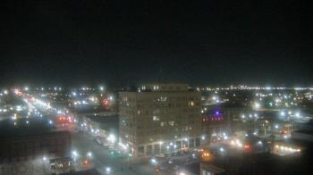 Weather camera view of First National Bank-Hutchinson.