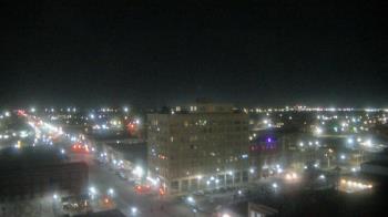 Weather camera view of First National Bank-Hutchinson.