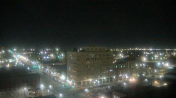 Weather camera view of First National Bank-Hutchinson.