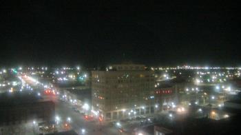 Weather camera view of First National Bank-Hutchinson.
