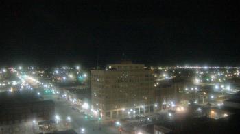 Weather camera view of First National Bank-Hutchinson.