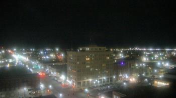 Weather camera view of First National Bank-Hutchinson.