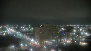 Weather camera view of First National Bank-Hutchinson.