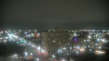 Weather camera view of First National Bank-Hutchinson.