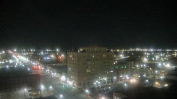 Weather camera view of First National Bank-Hutchinson.