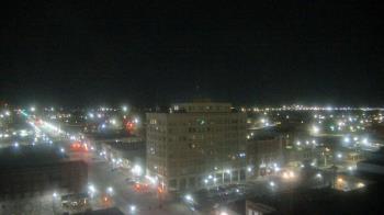 Weather camera view of First National Bank-Hutchinson.