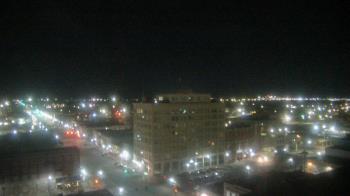 Weather camera view of First National Bank-Hutchinson.