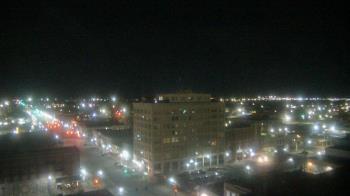 Weather camera view of First National Bank-Hutchinson.