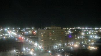 Weather camera view of First National Bank-Hutchinson.
