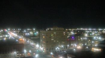 Weather camera view of First National Bank-Hutchinson.