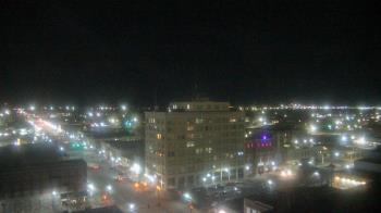 Weather camera view of First National Bank-Hutchinson.