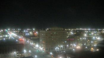 Weather camera view of First National Bank-Hutchinson.