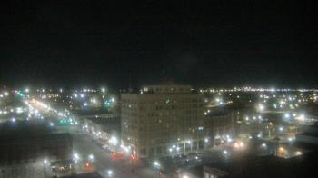 Weather camera view of First National Bank-Hutchinson.