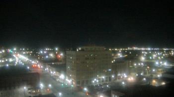 Weather camera view of First National Bank-Hutchinson.