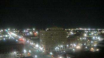 Weather camera view of First National Bank-Hutchinson.