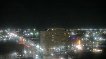 Weather camera view of First National Bank-Hutchinson.