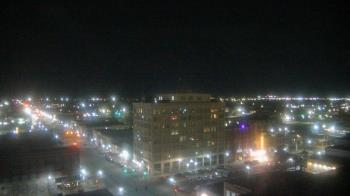 Weather camera view of First National Bank-Hutchinson.