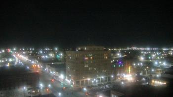 Weather camera view of First National Bank-Hutchinson.