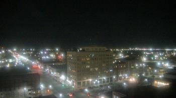 Weather camera view of First National Bank-Hutchinson.