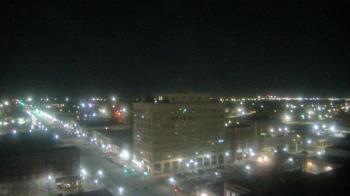 Weather camera view of First National Bank-Hutchinson.