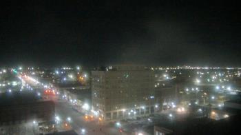 Weather camera view of First National Bank-Hutchinson.