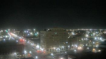 Weather camera view of First National Bank-Hutchinson.