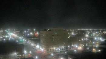 Weather camera view of First National Bank-Hutchinson.