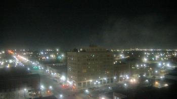 Weather camera view of First National Bank-Hutchinson.