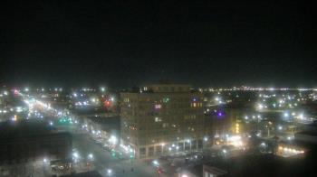 Weather camera view of First National Bank-Hutchinson.